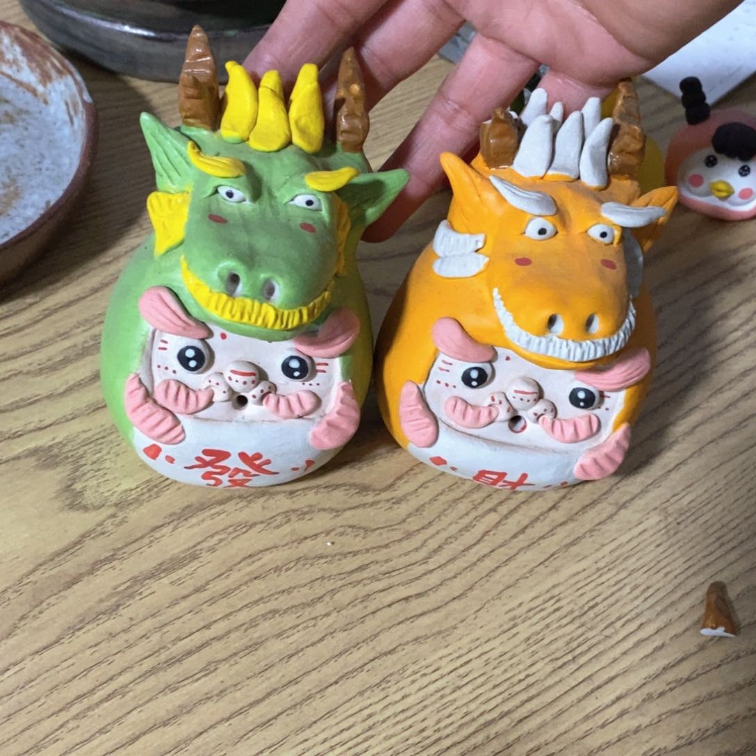 其中一个小瑕疵，原价168元一个的