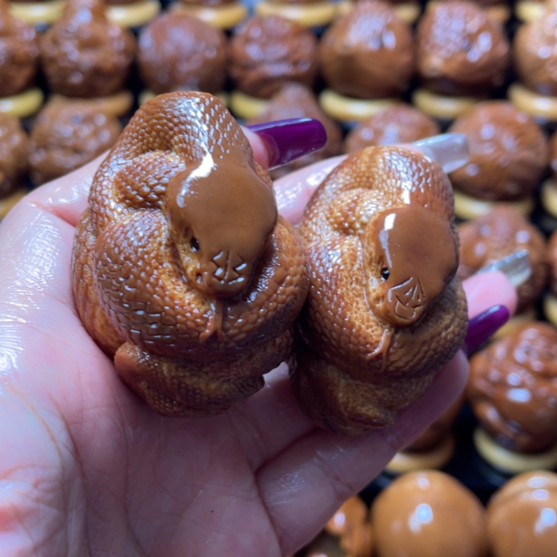 橄榄核把件橄榄球