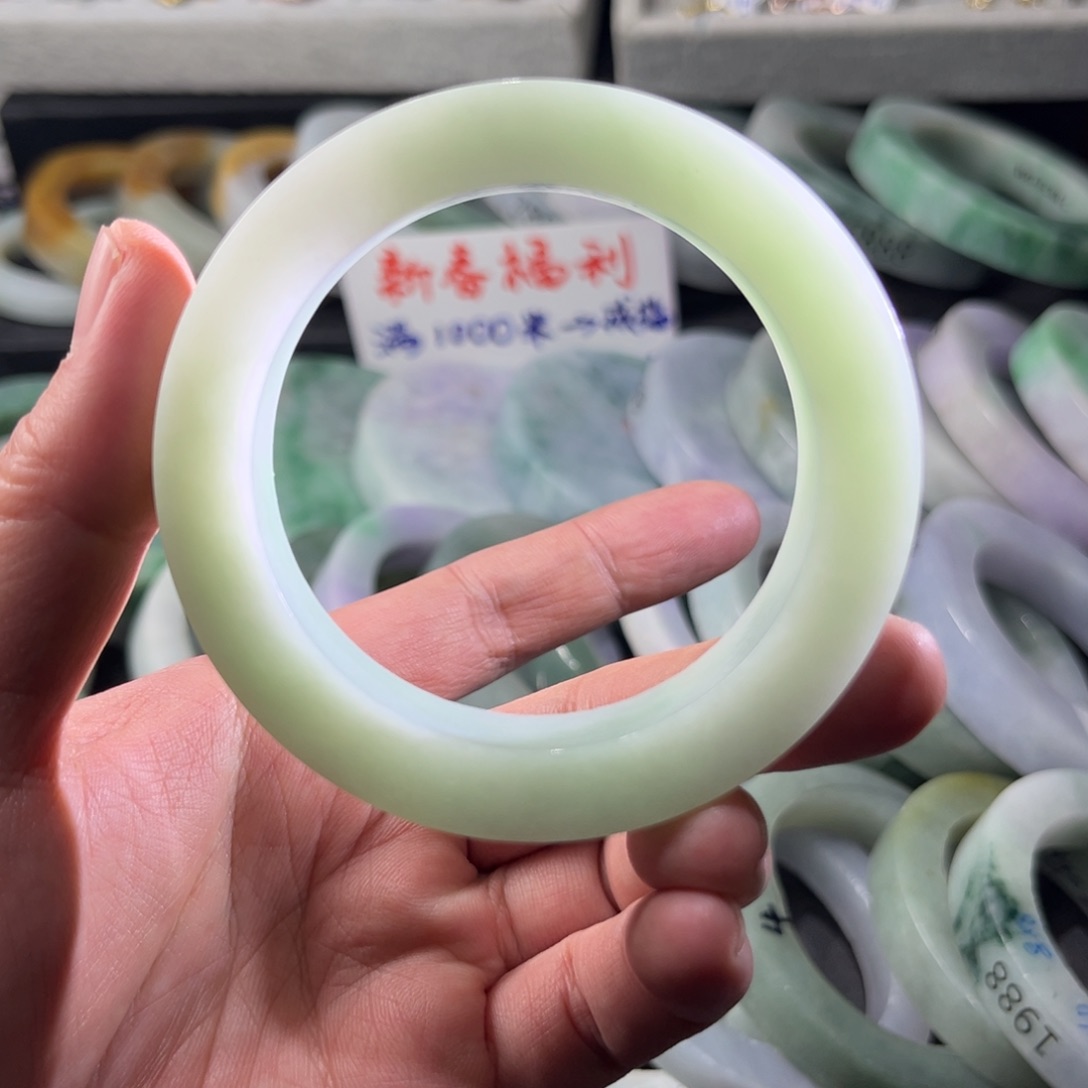 定制翡翠手镯未镶嵌