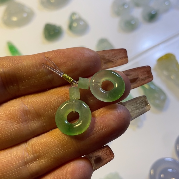 定制翡翠未镶嵌甜甜圈