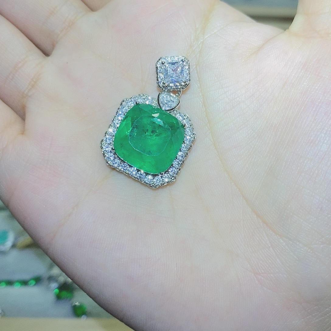 【闪购商品】托帕石耳饰银S925镶嵌