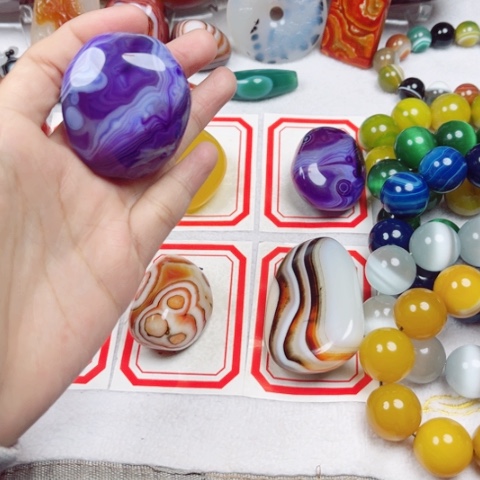 玛瑙/玉髓耳饰未镶嵌