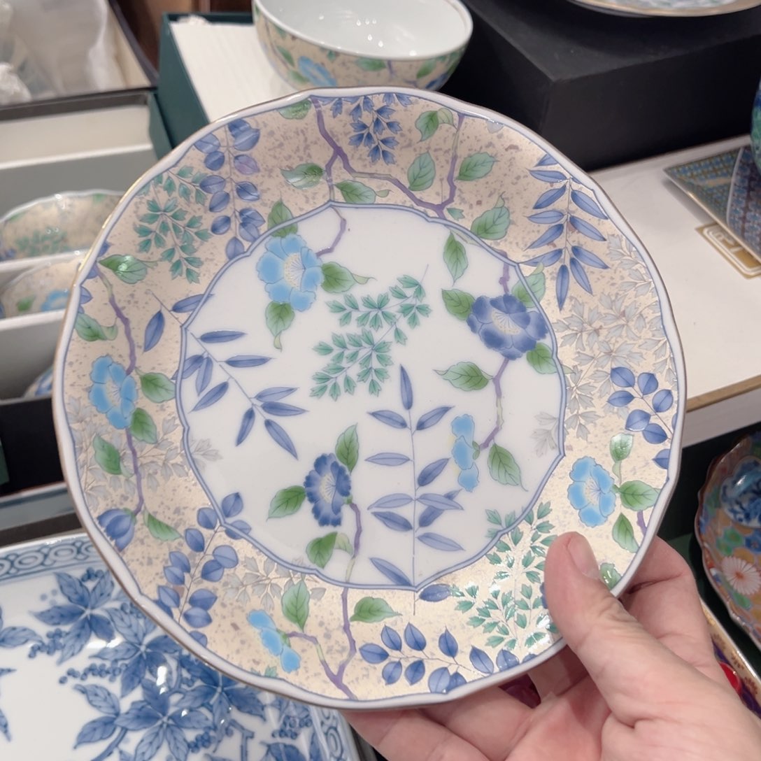 瓷片哈哈哈我也是很想要这个节目