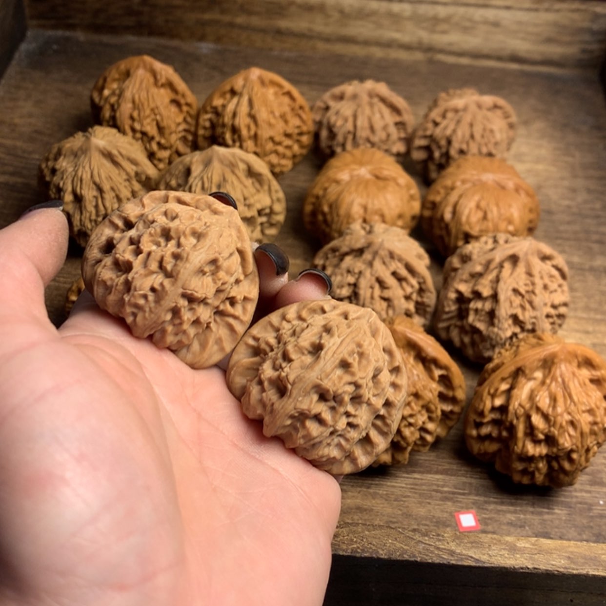 【闪购商品】文玩核桃吊坠杨白狮子