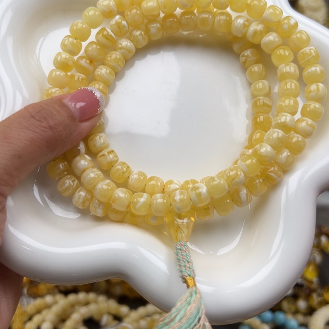 蜜蜡手串未镶嵌蜜蜡108