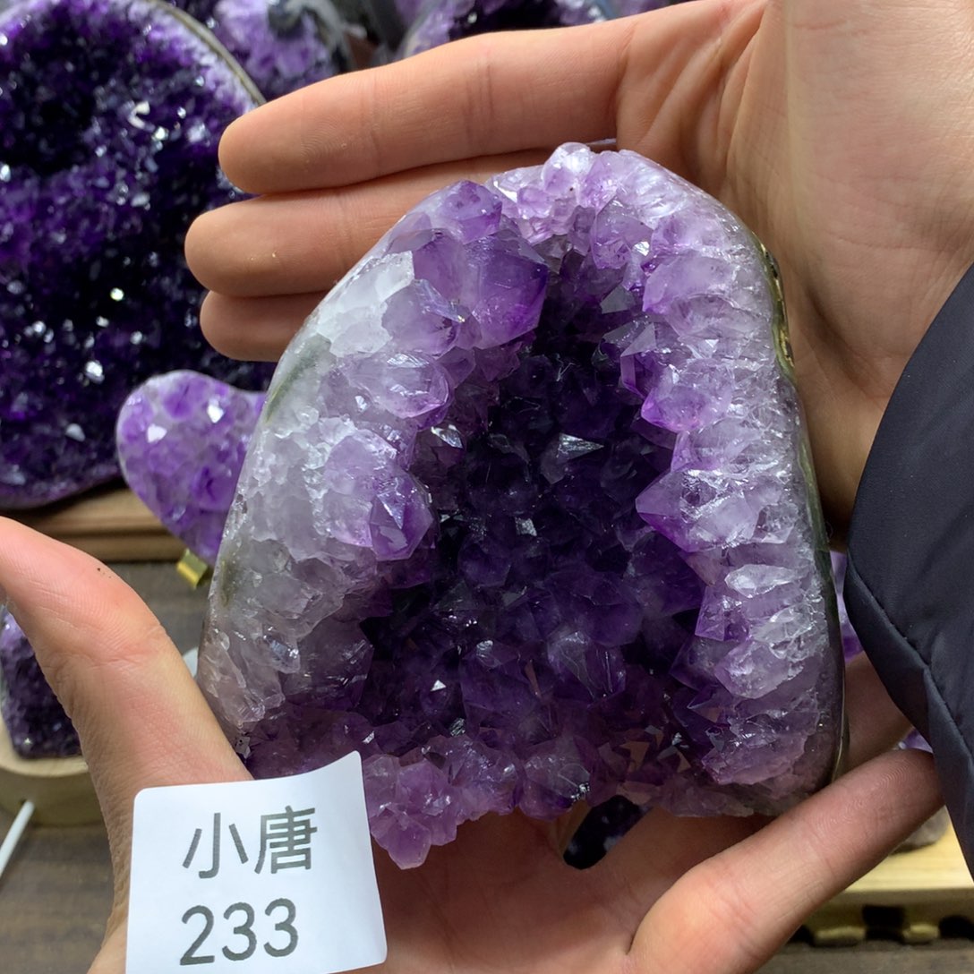 紫晶大型摆件（非配饰）未镶嵌
