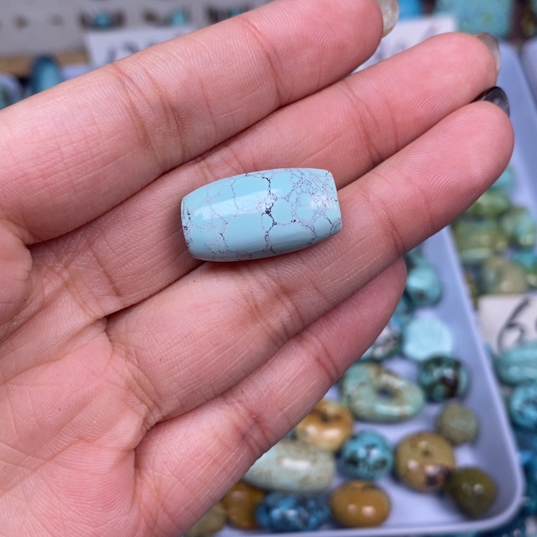 绿松石未镶嵌挂件