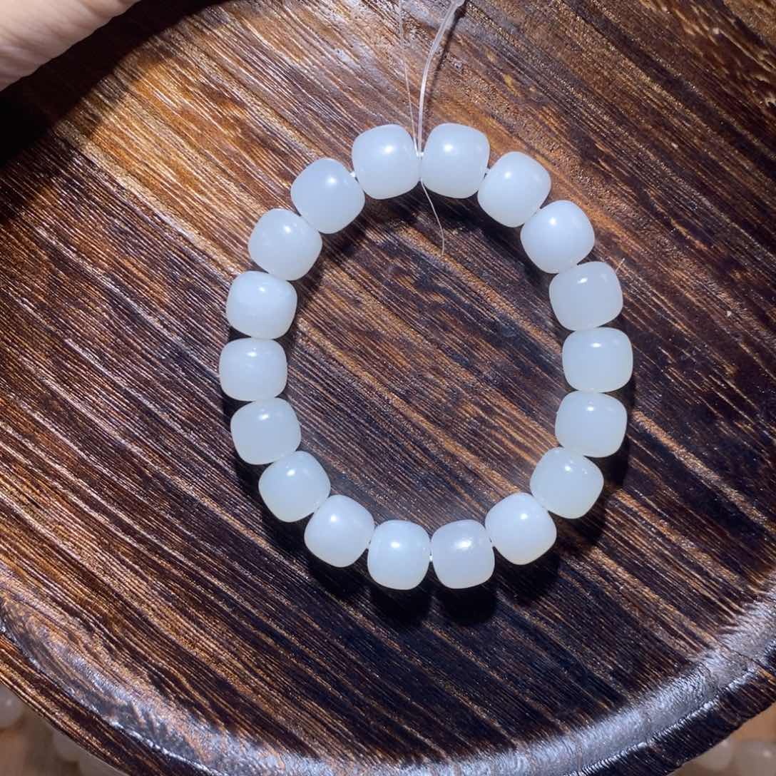 和田玉手链未镶嵌12m老型