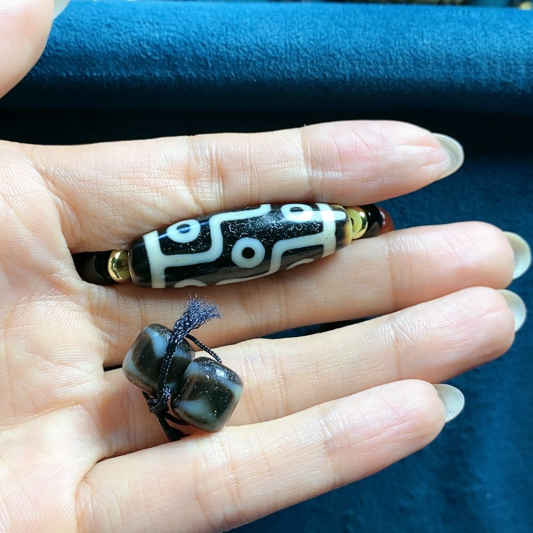 玛瑙/玉髓颈饰未镶嵌满****合