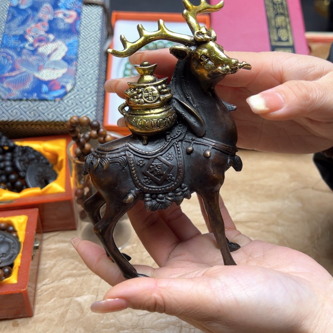 大叶紫檀（黑酸枝木类）