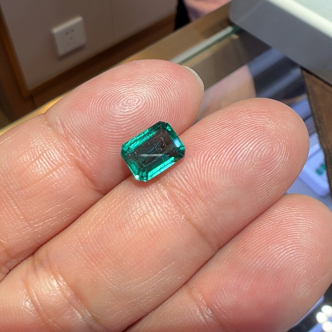 祖母绿裸石1.989ct