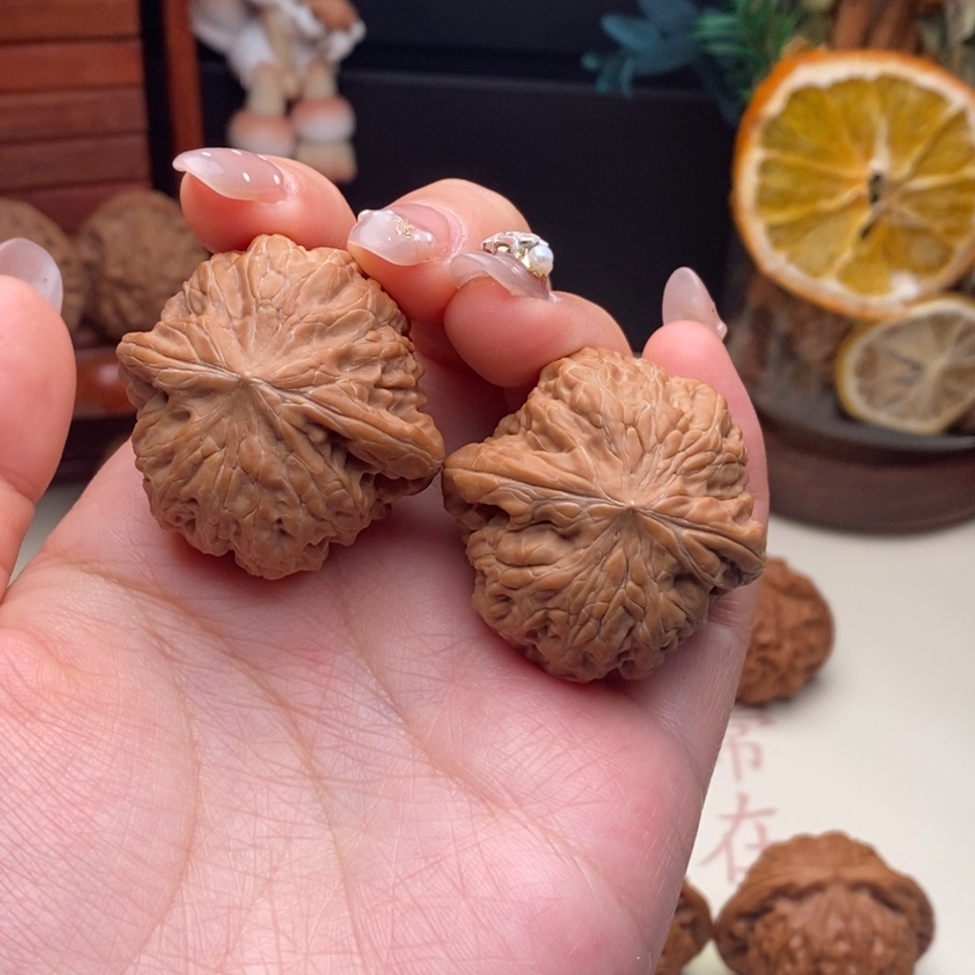 桃核把件全品铁锤