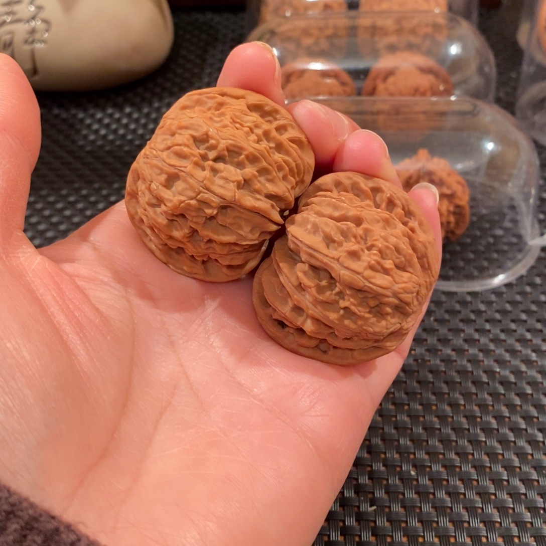 走***儿文玩核桃吊坠43全品山地正磨