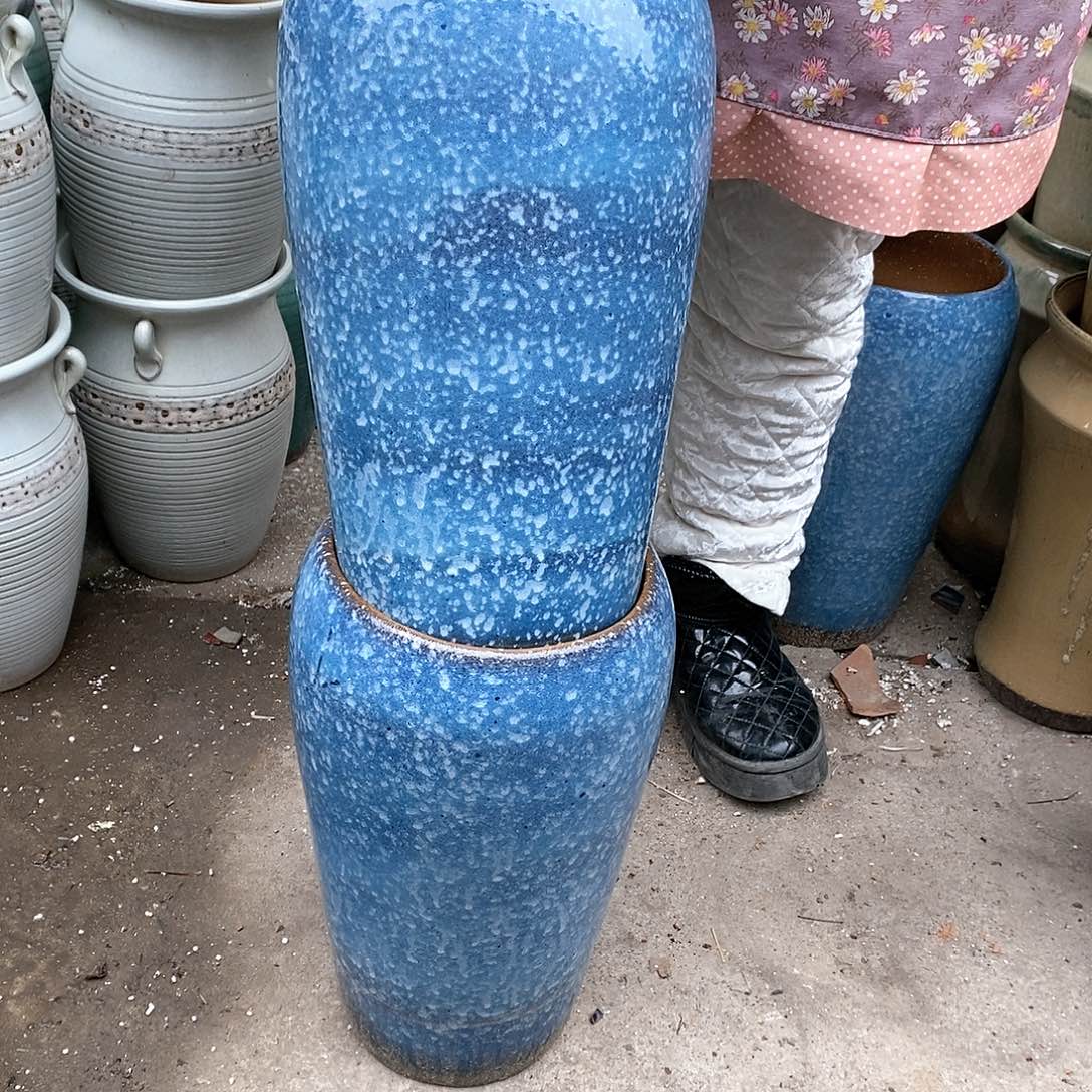 紫砂花盆瑕疵两个