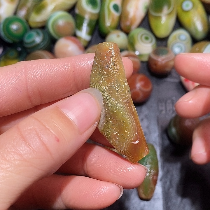 ـ***了玛瑙/玉髓合金颈饰