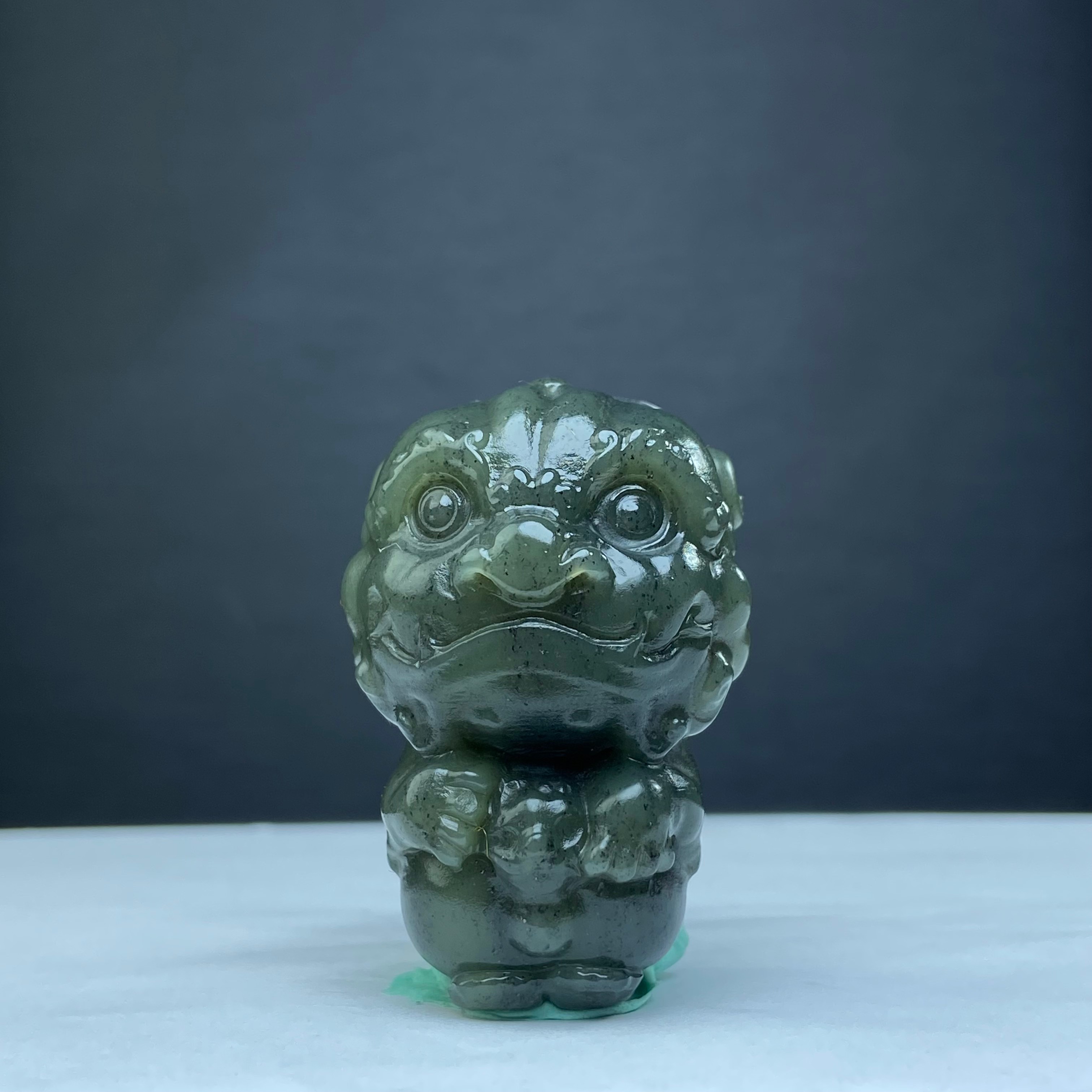 EK5029L 和田玉 雏狮献瑞