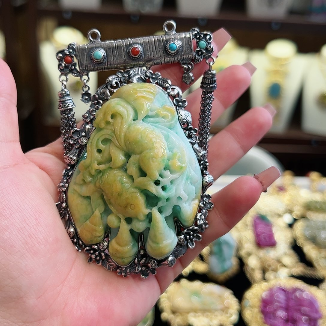 翡翠颈饰银S925镶嵌古风