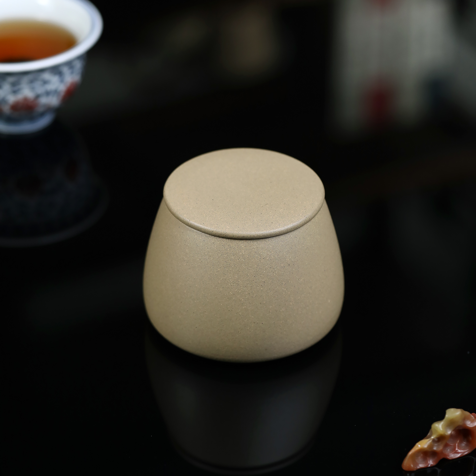尾单雪涓宜兴原矿紫砂散茶段泥茶叶罐无礼盒