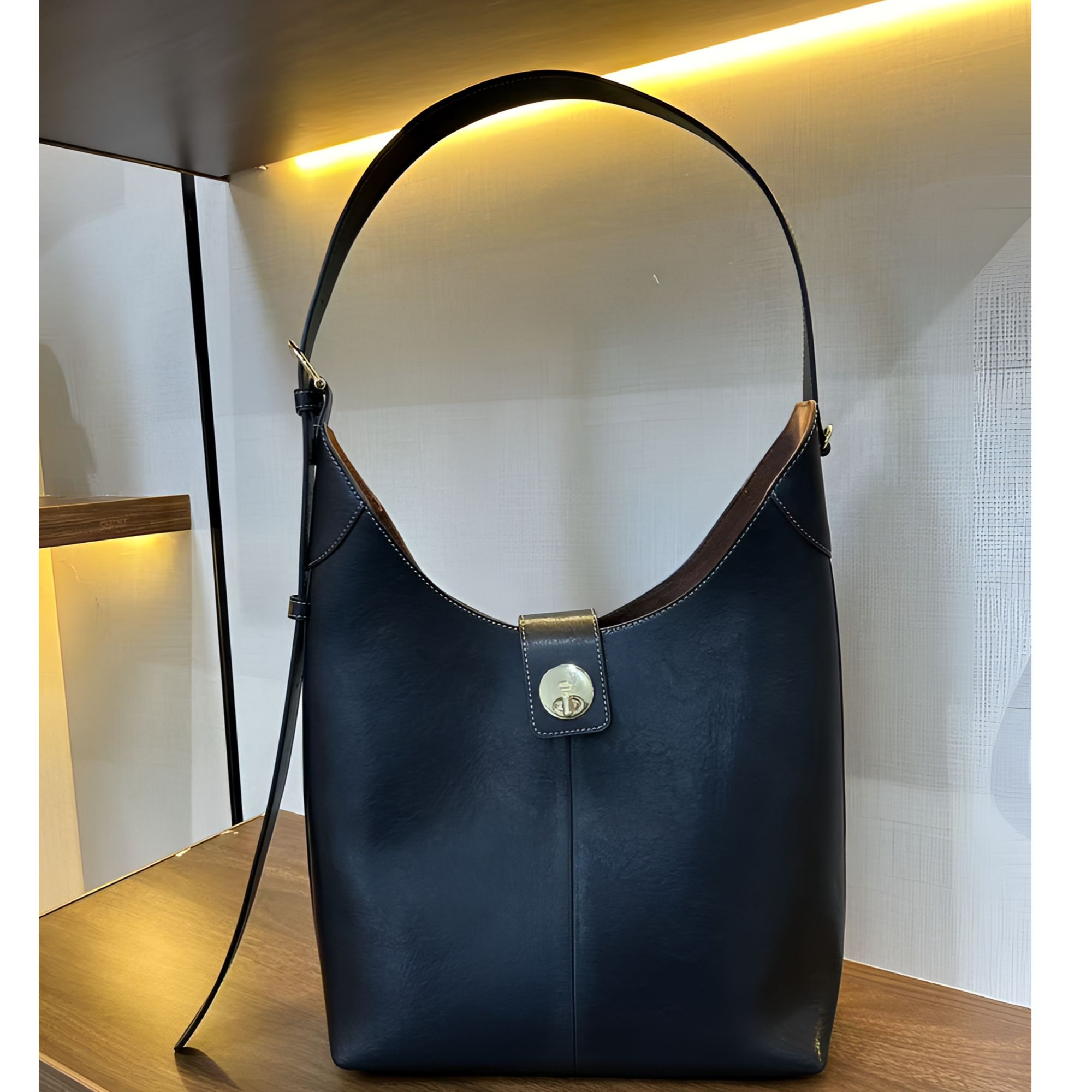 2025新款真皮大托特包简约大容量单肩腋下包女牛皮通勤25C1199