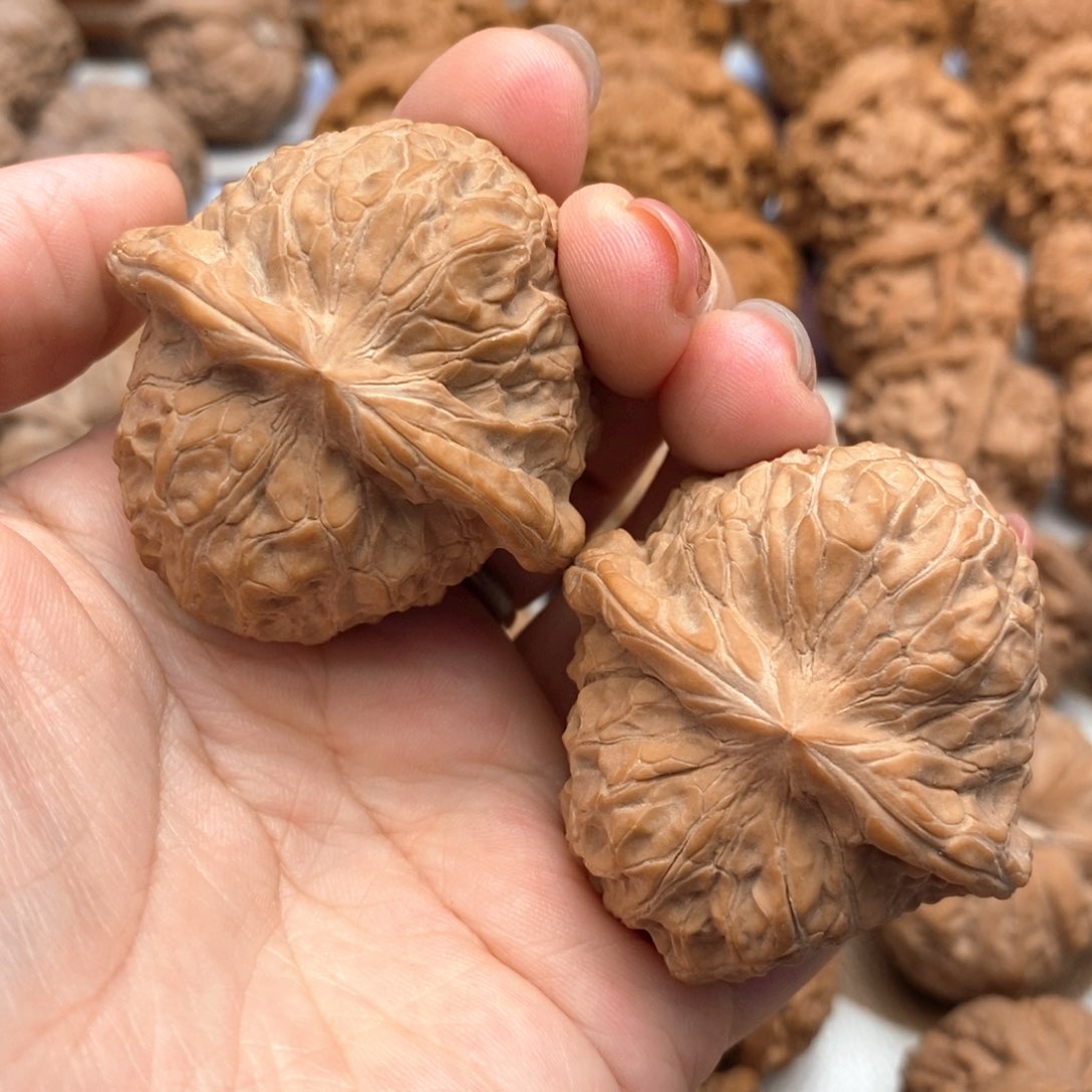 【闪购商品】文玩核桃吊坠46尺南瓜墩