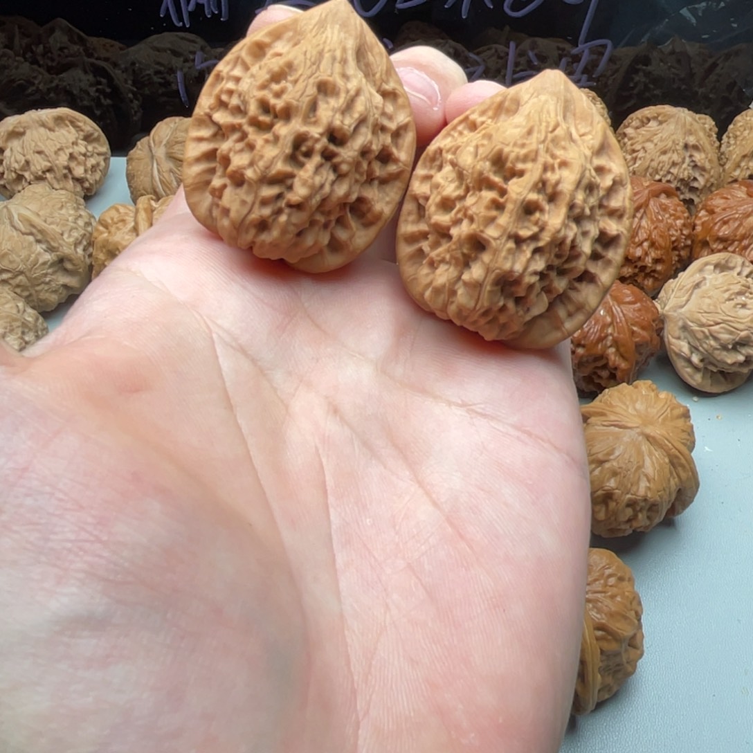 把件核桃36小官帽