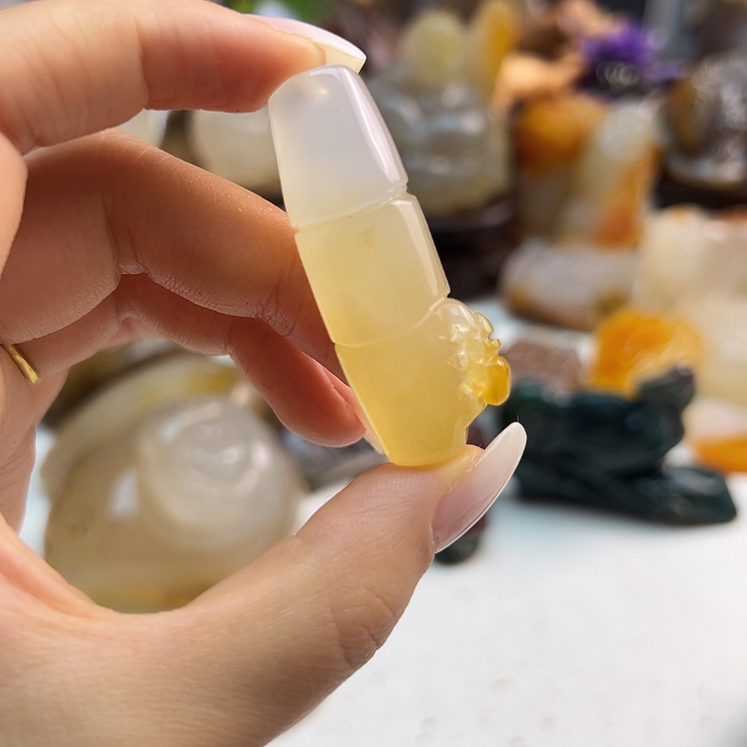 玛瑙/玉髓未镶嵌颈饰