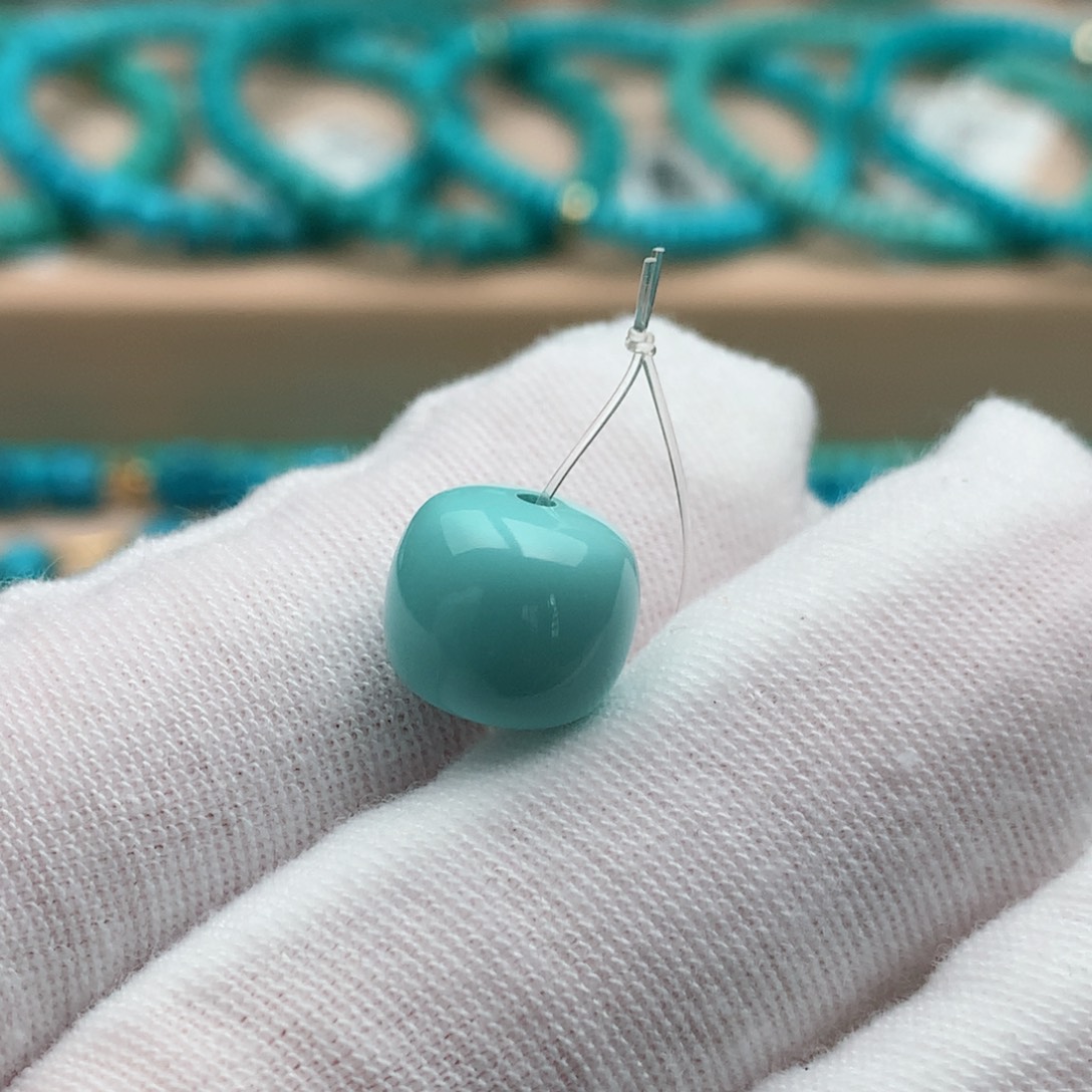 绿松石未镶嵌珠宝奇石10.8mm