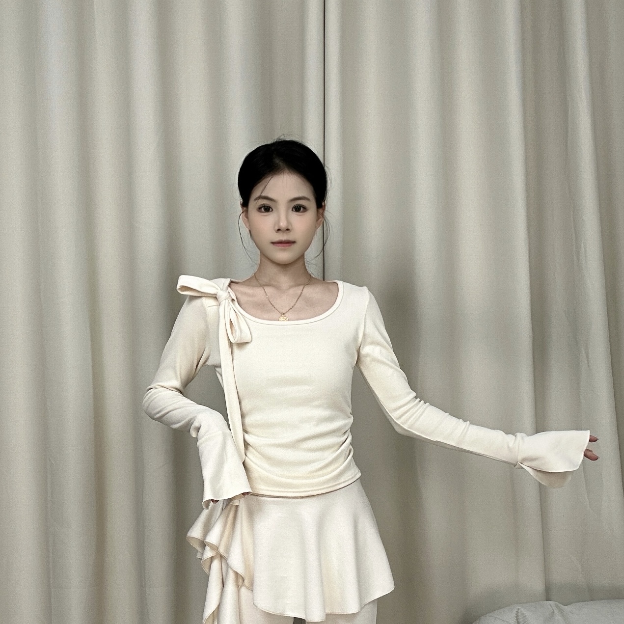 春秋冬新款现代舞练功服双面绒飘带荷叶袖口日常外出瑜伽古典舞服