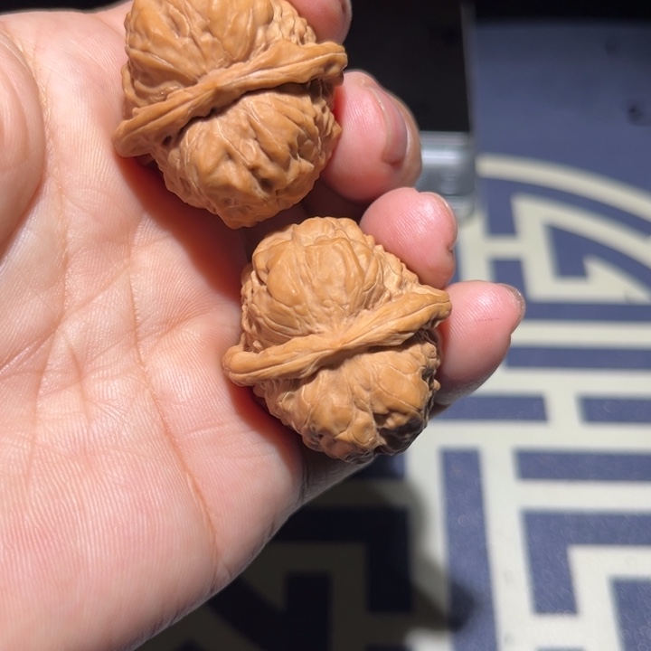 文玩核桃吊坠蛤蟆