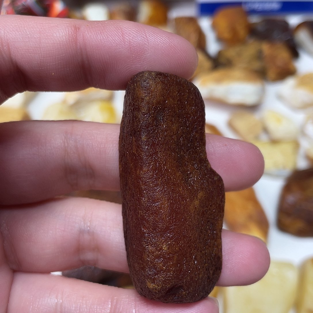 定制琥珀未镶嵌原矿琥珀