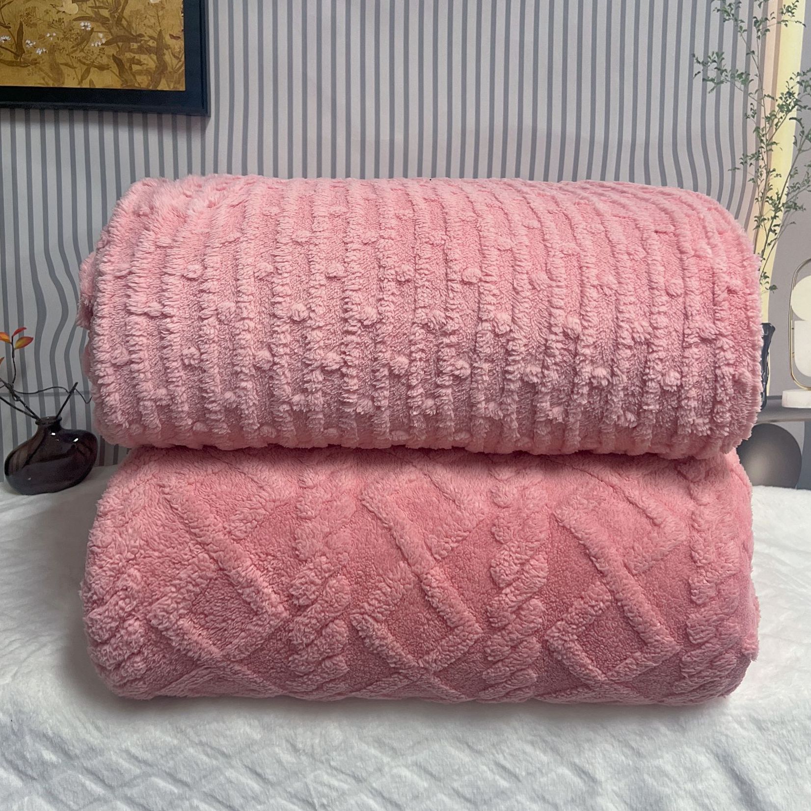 【冬季】230x200豆豆塔芙蓉提花加厚毛毯《都是粉色2个花型随机不挑》