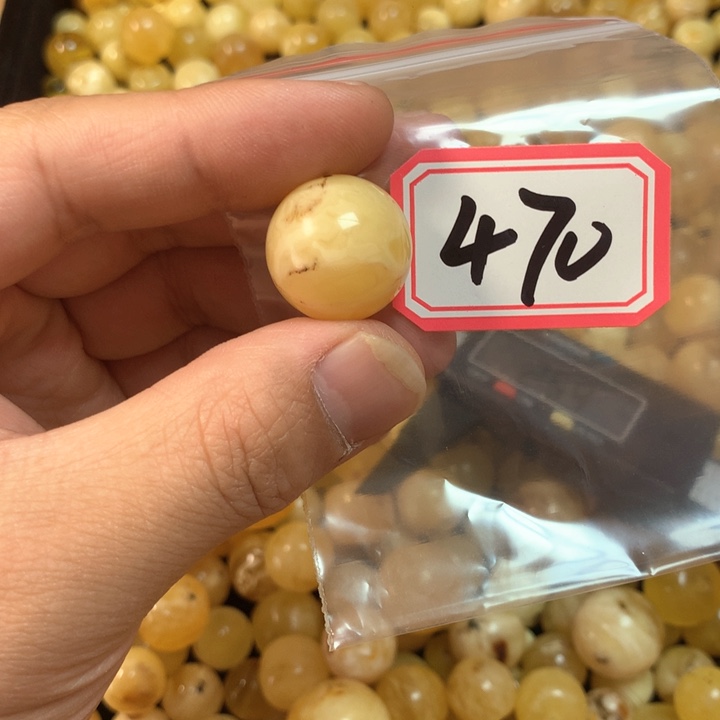 琥珀未镶嵌珠宝奇石瑕疵19.4