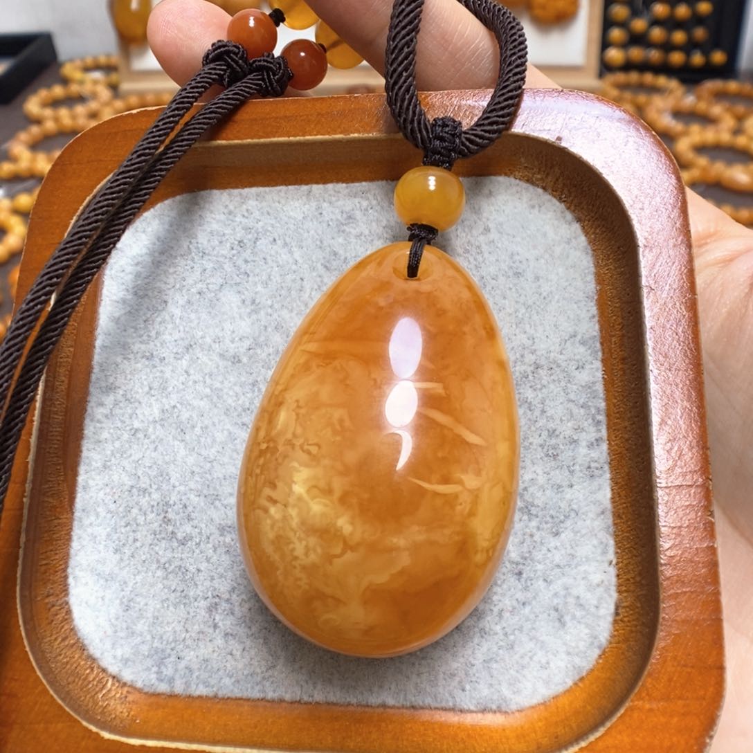 蜜蜡颈饰未镶嵌蜜蜡