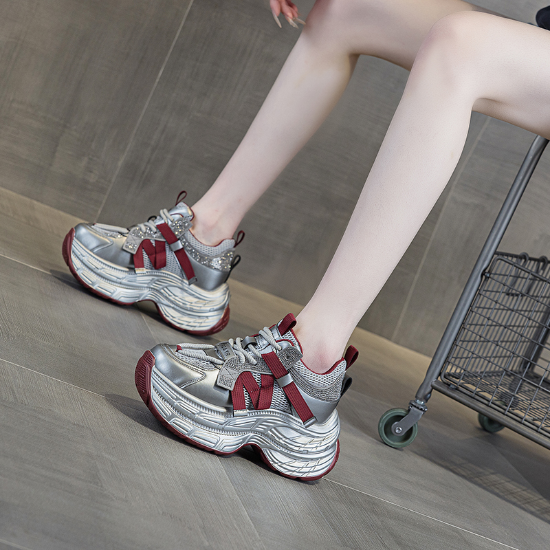 厚底网红时尚老爹鞋女2025新款休闲百搭内增高轻便小个子运动潮鞋