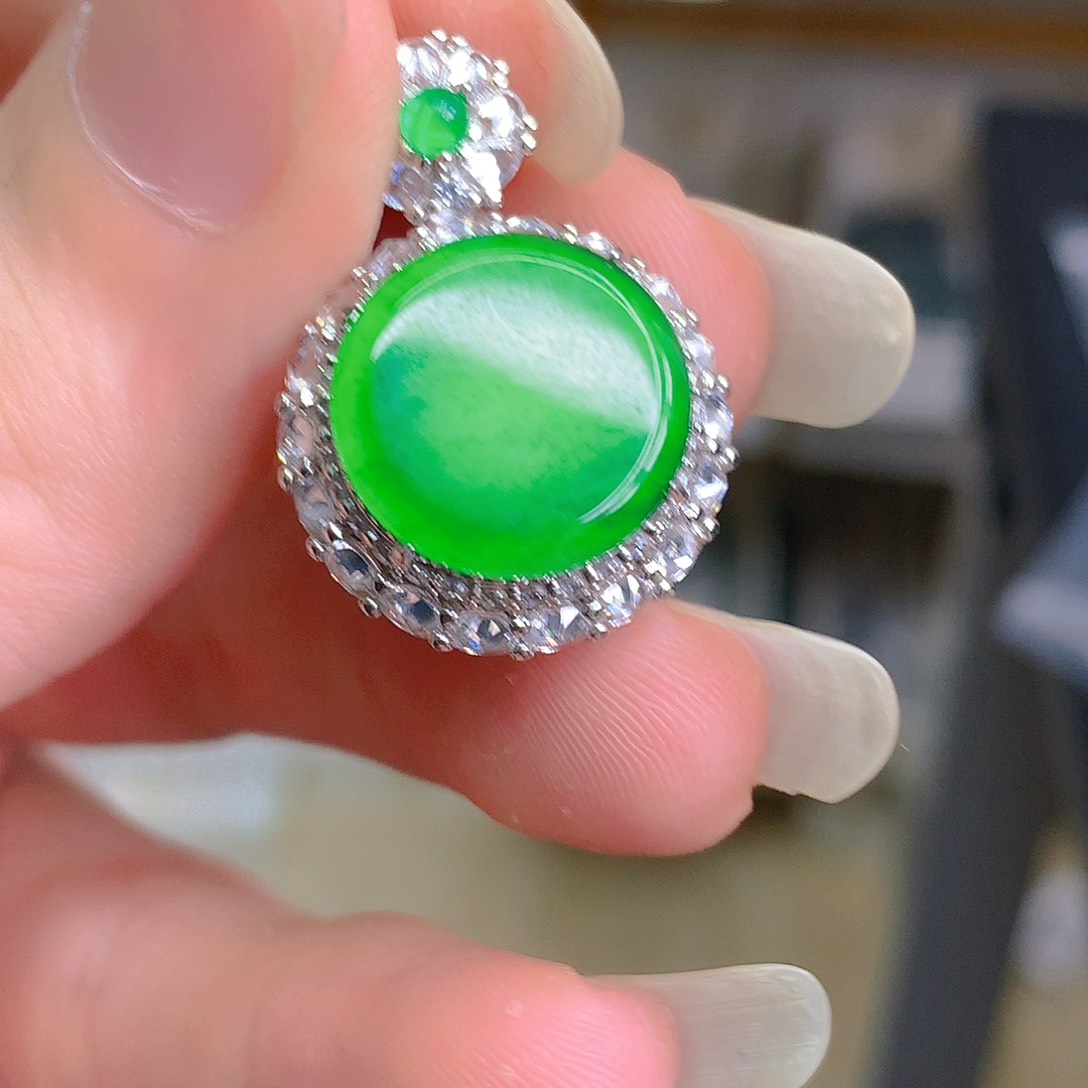 未镶嵌手链翡翠天然