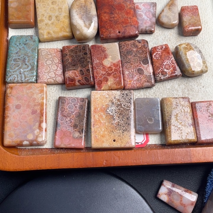 合金珠宝奇石硅化玉幸****8998