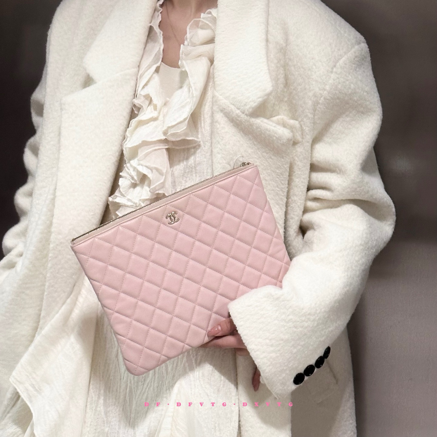 95新 Chanel/香奈儿 chanel 樱花粉手拿包