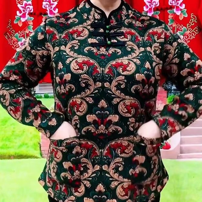 中老年复古盘扣加绒外穿秋冬新款妈妈花衫气质遮肉时尚打底衫女装