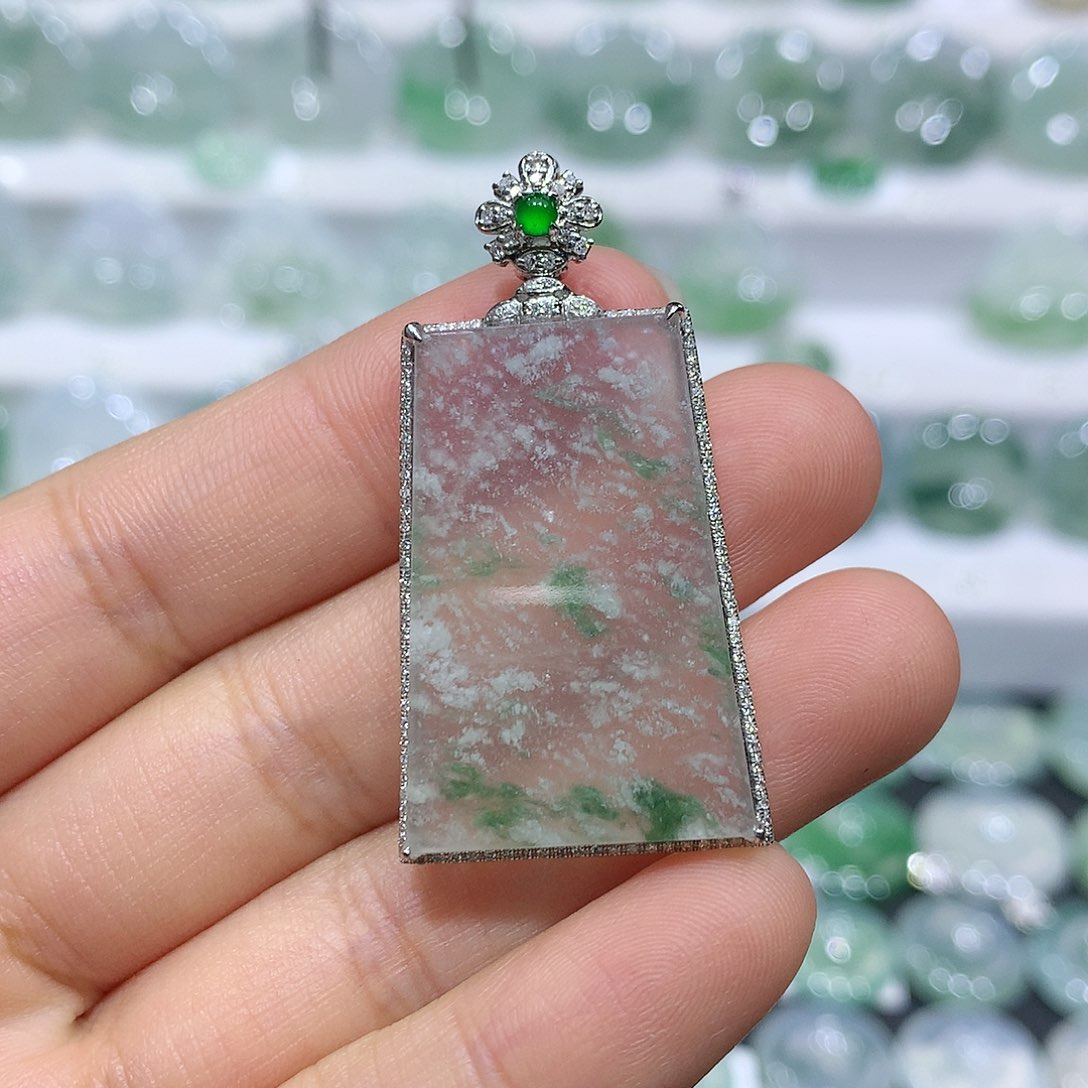 翡翠吊坠(不含链)未镶嵌