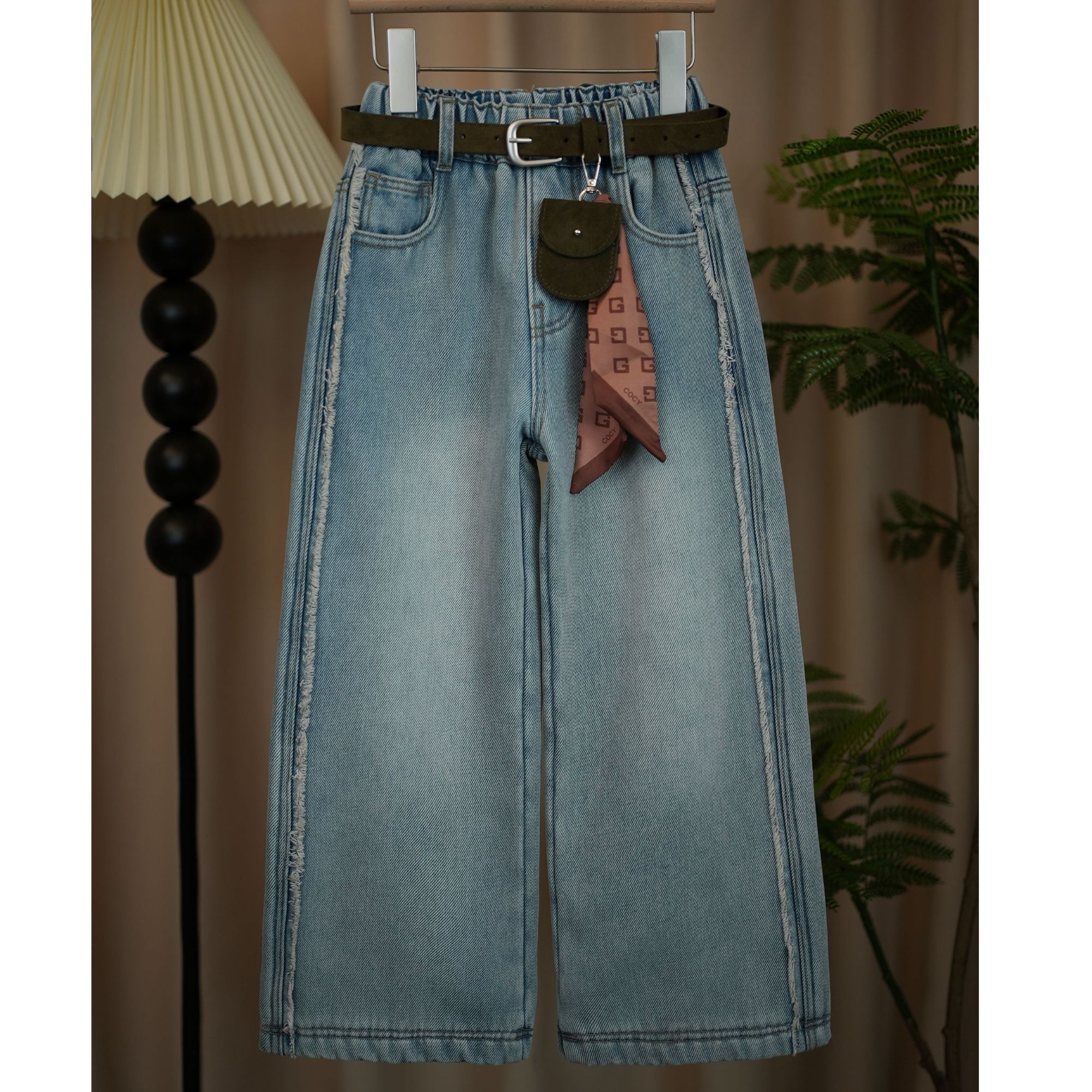 【特厚糕糕绒】女童加绒牛仔裤2025冬款裤边设计绣款儿童宽松直筒裤