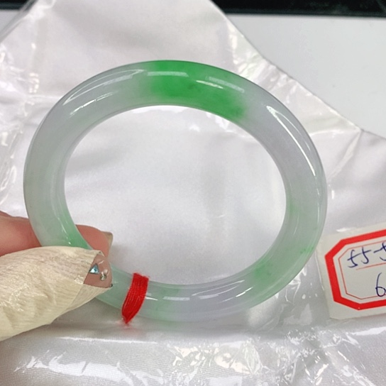 翡翠手镯未镶嵌天然翡翠A货002