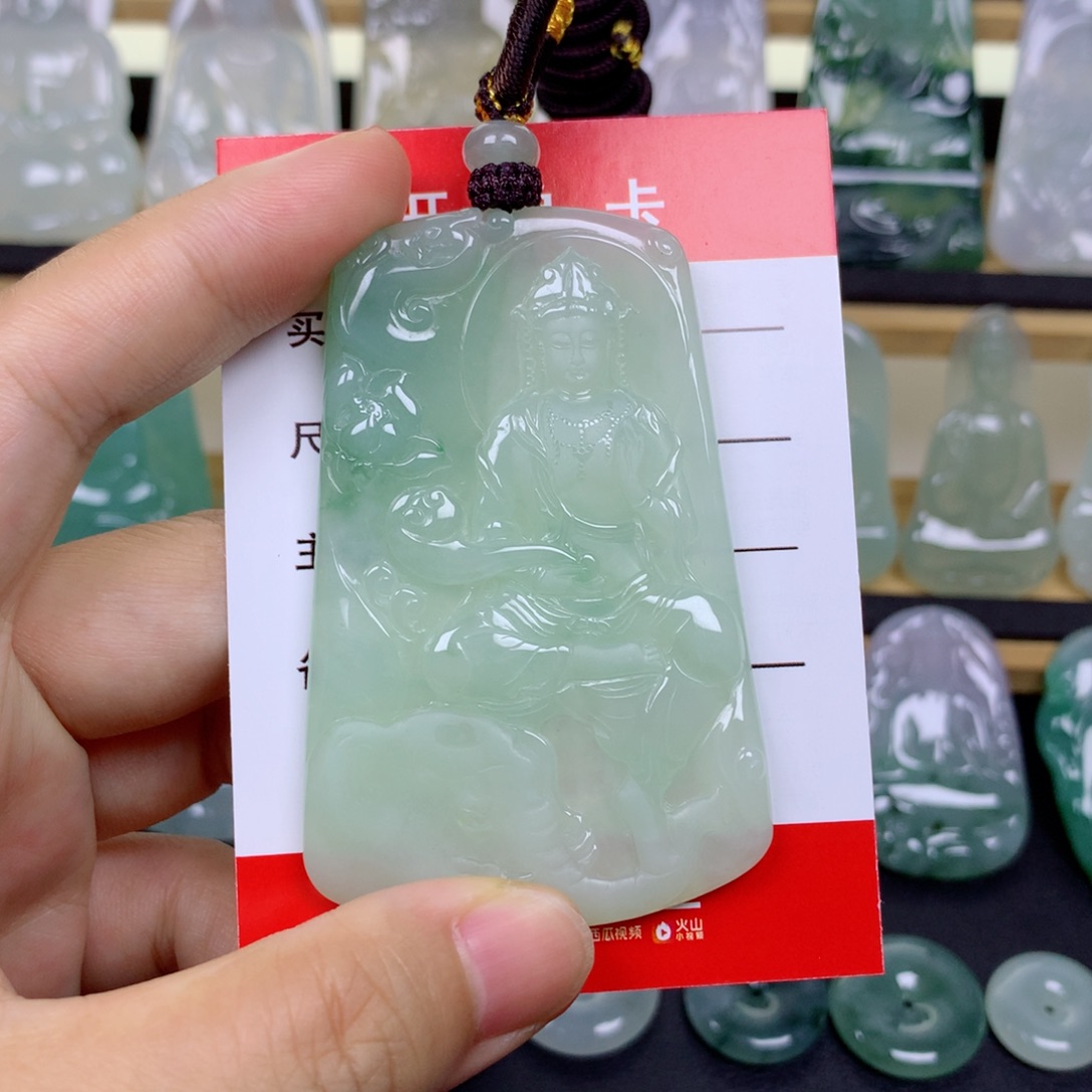 颈饰未镶嵌翡翠普贤