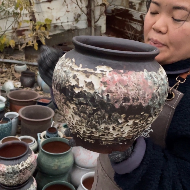 紫砂花盆口18高23瑕疵瑕疵