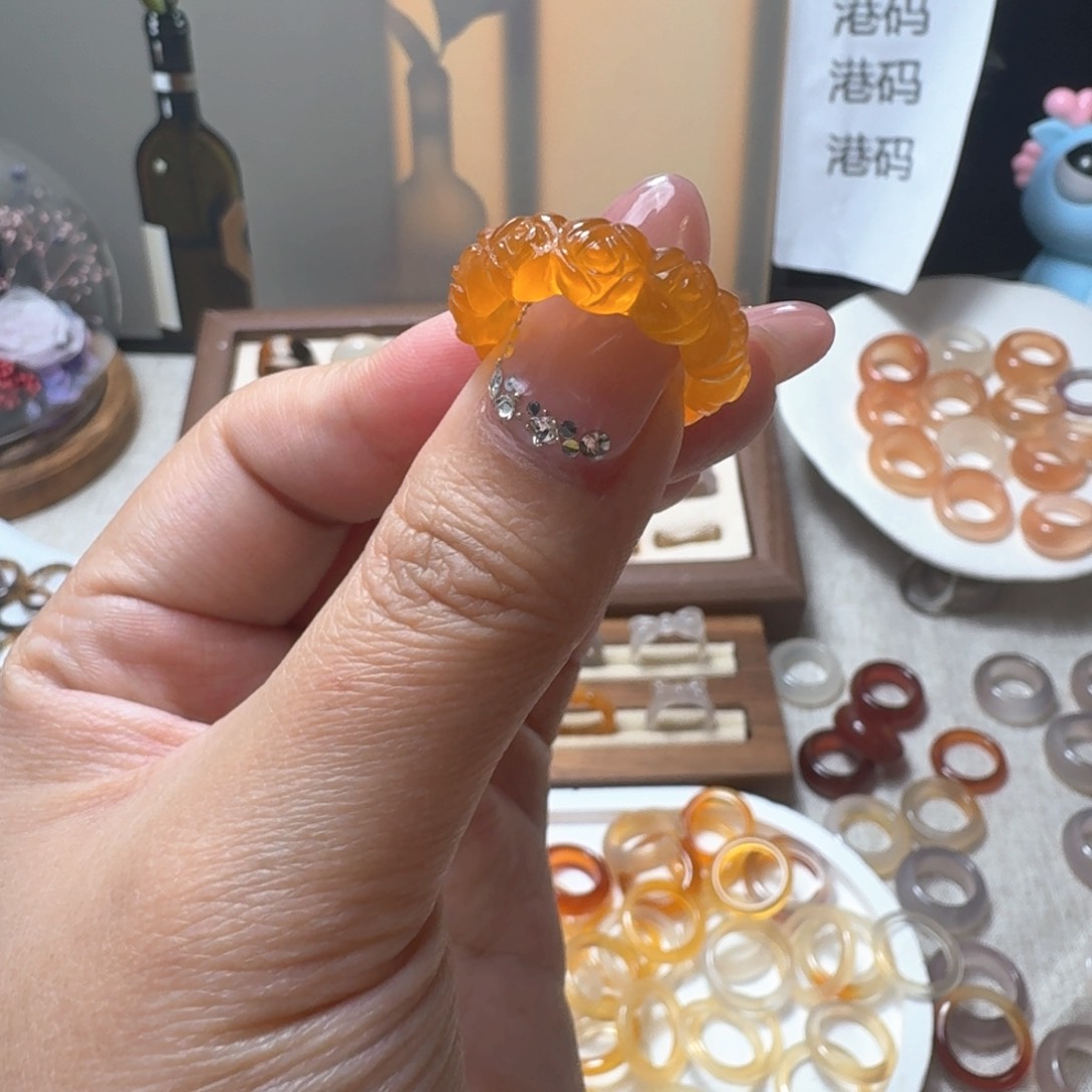 未镶嵌戒指玛瑙/玉髓635港13