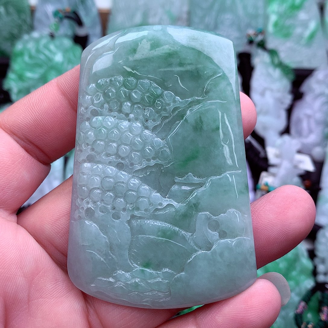 翡翠吊坠(不含链)未镶嵌
