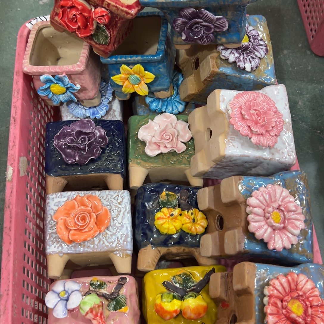 1937 花盆拍满20元发货，退款拉黑