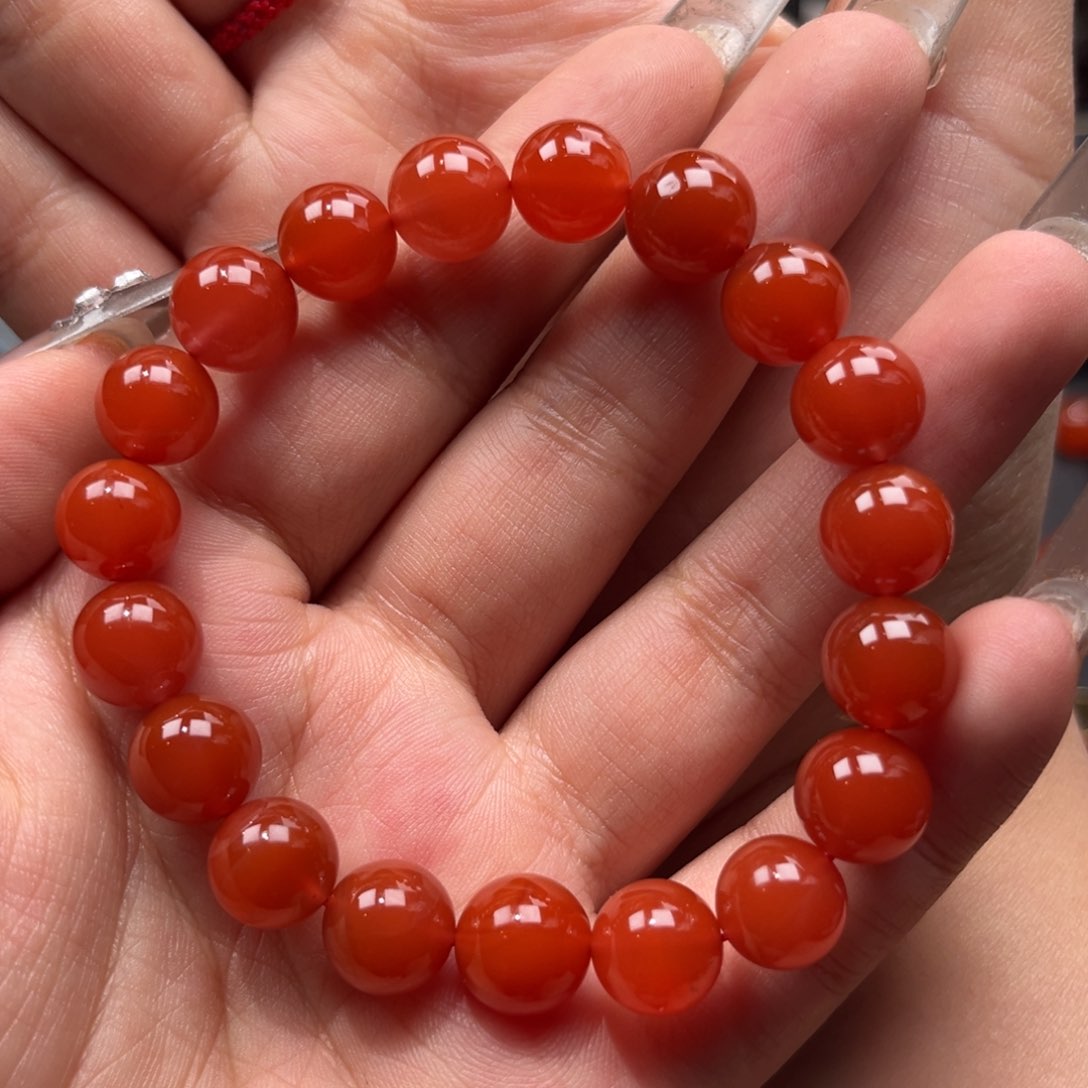 南红玛瑙手串未镶嵌