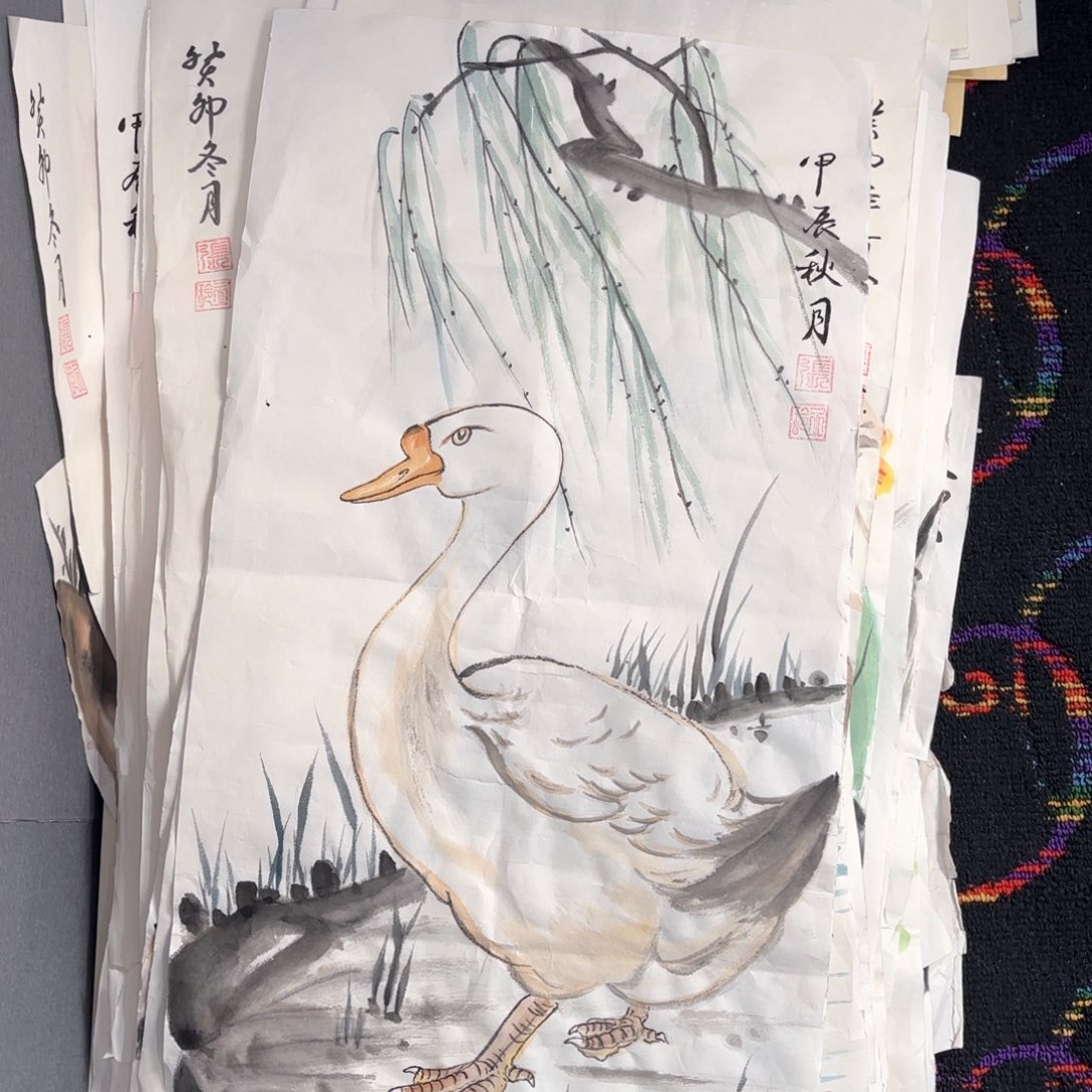 国画张永玲四尺四开花鸟朱