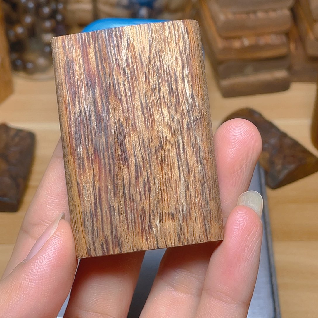 江***缘沉香达拉干无事牌一一