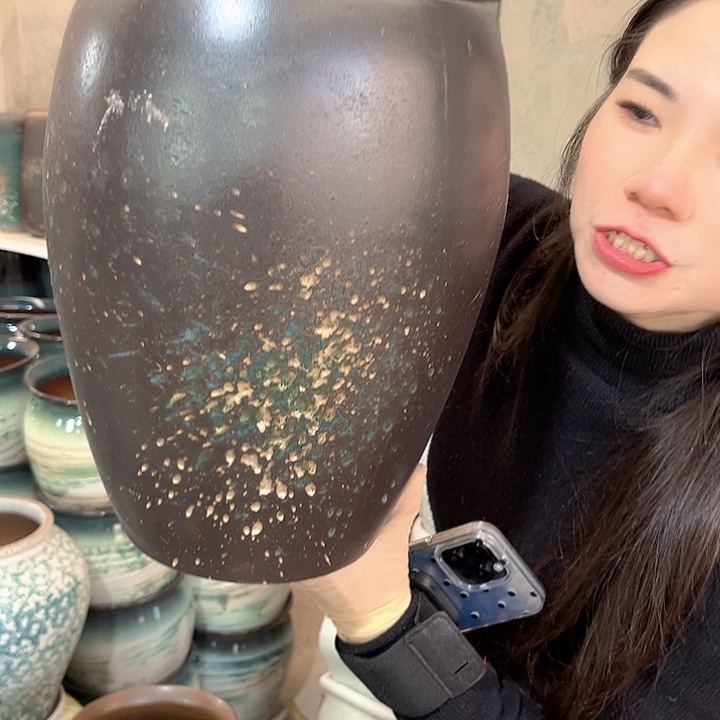 瑕疵口23高32花盆……